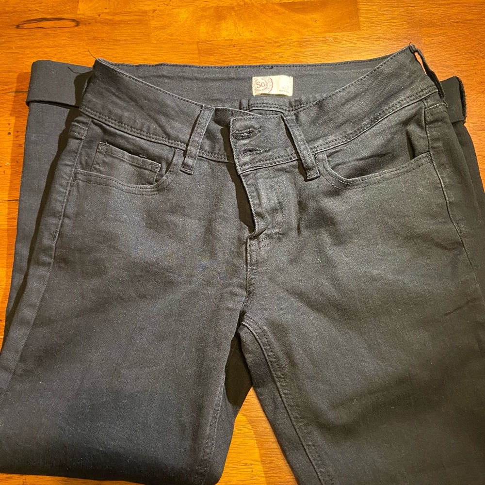 Juniors Jeans